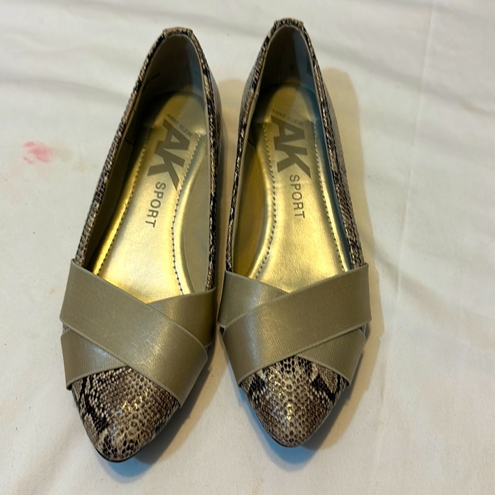 Anne Klein Sport Oalise Flats Natural Reptile 6M man made upper